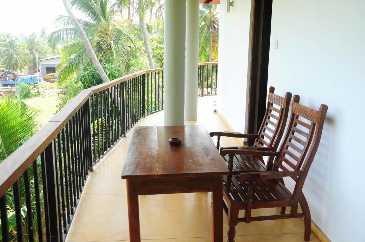 Traveller's Home Hotel Tissamaharama Rom bilde